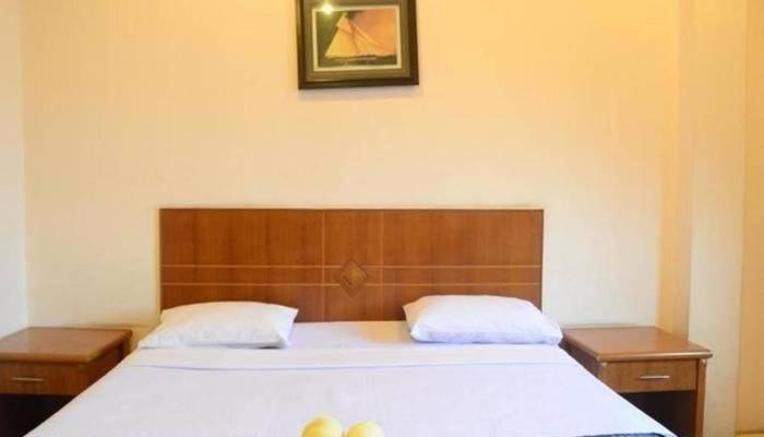 Sabrina Hotel Sisingamangaraja Pekanbaru Esterno foto