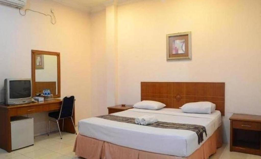 Sabrina Hotel Sisingamangaraja Pekanbaru Esterno foto